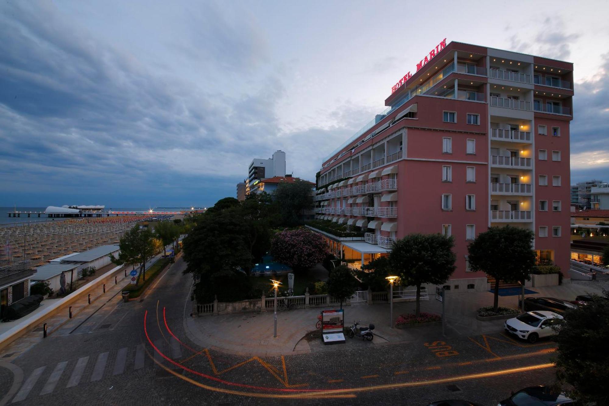 Grande Albergo Marin Lignano Sabbiadoro Exterior photo